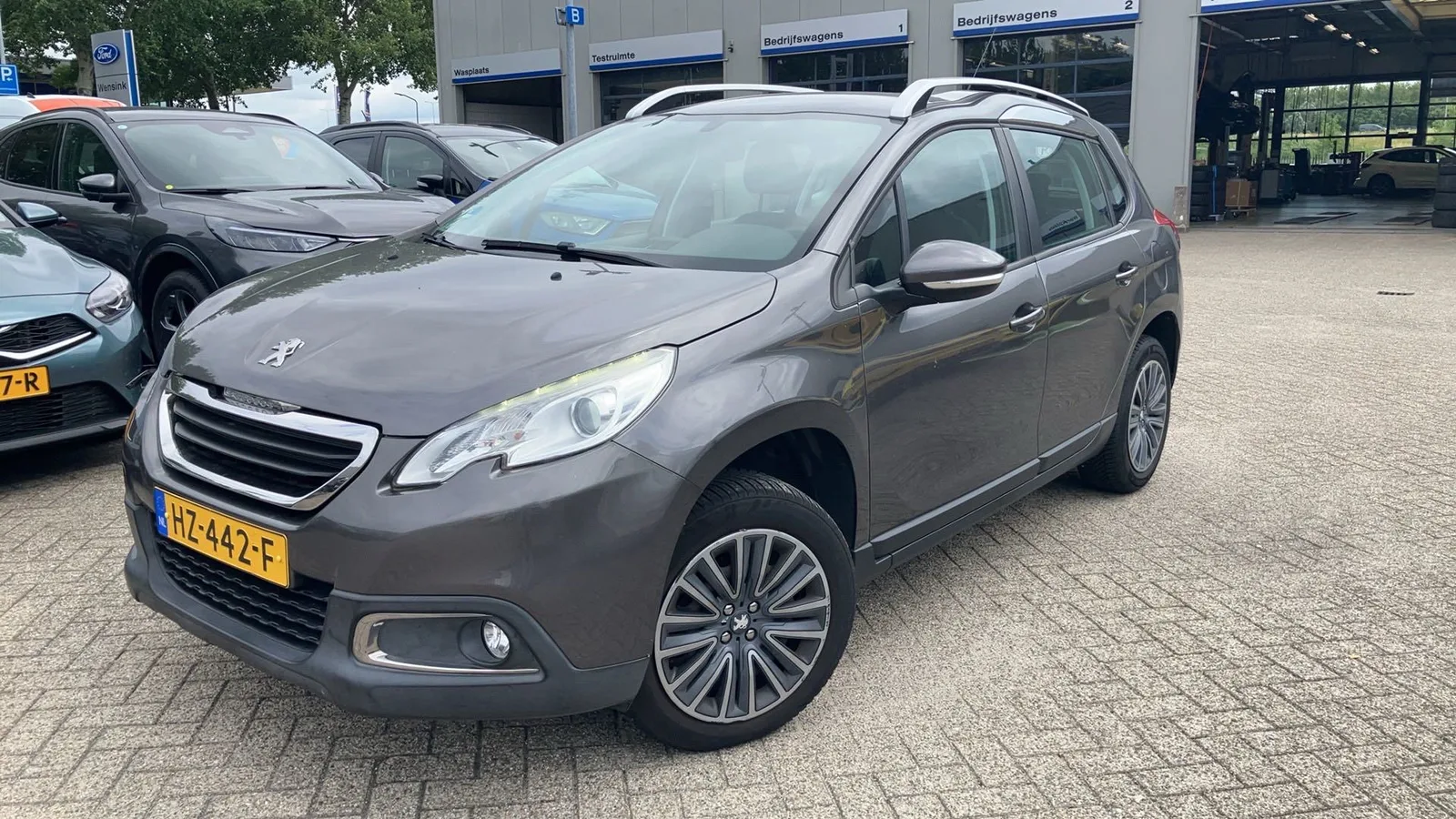 Peugeot 2008 (2016) — foto 1