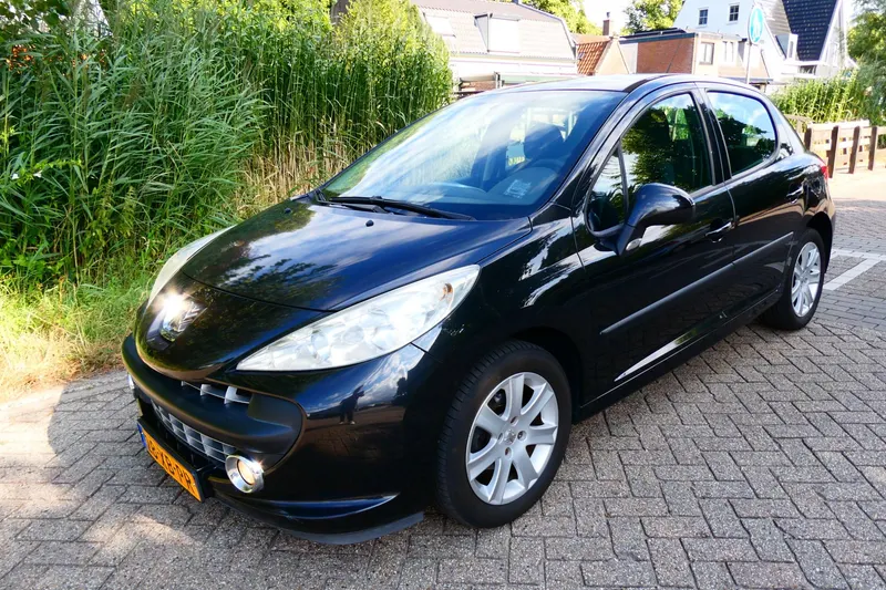 Peugeot 207 (2007)