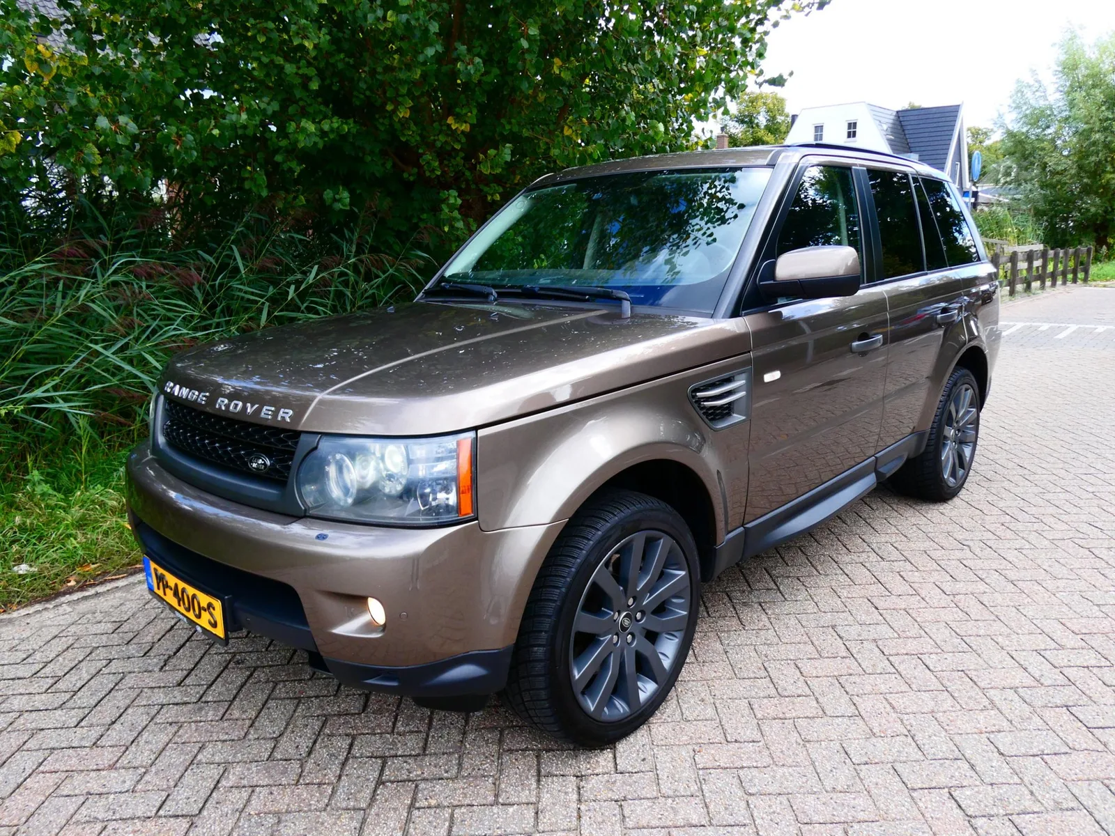 Land Rover Range Rover Sport (2010) — foto 1