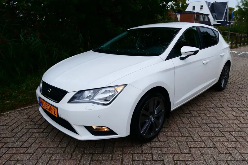 SEAT Leon (2015)