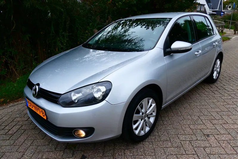 Volkswagen Golf (2010)