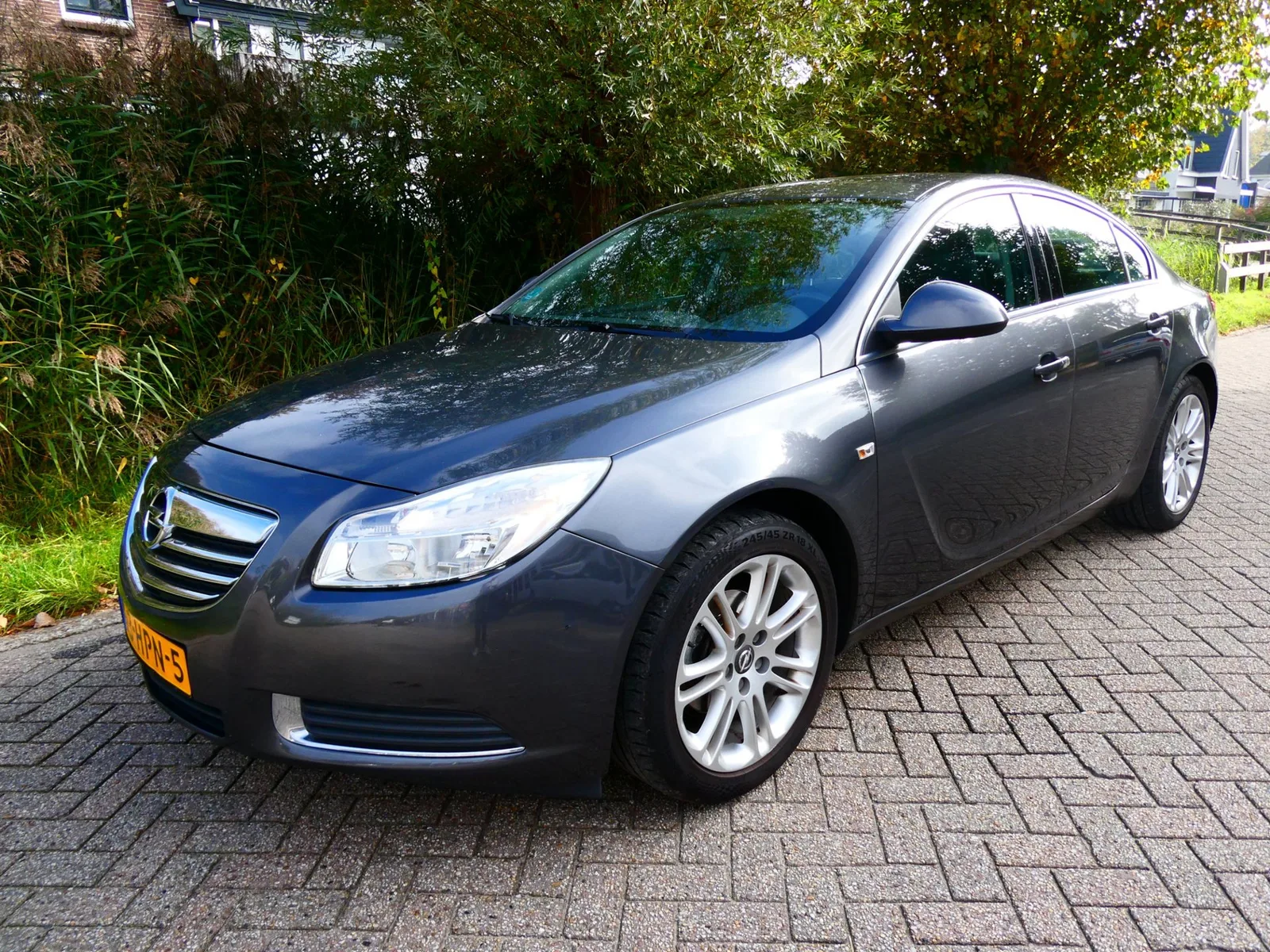 Opel Insignia (2009) — foto 1