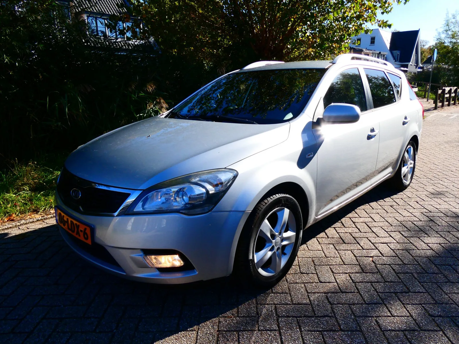 Kia Ceed (2010) — foto 1