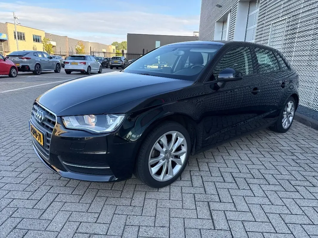 Audi A3 (2013) — foto 1