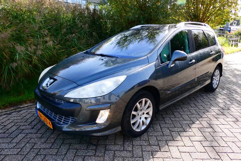 Peugeot 308 (2009)