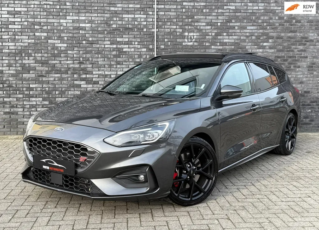 Ford Focus (2019) — foto 1