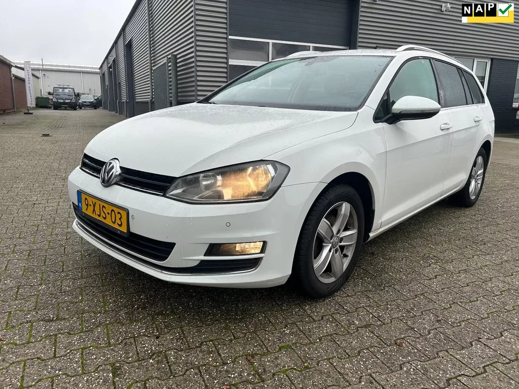 Volkswagen Golf (2014) — foto 1