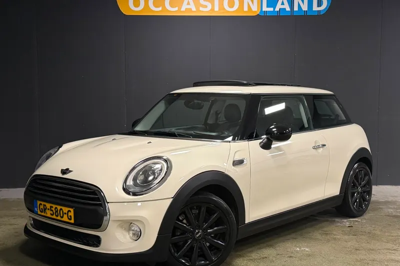 MINI One (2015)