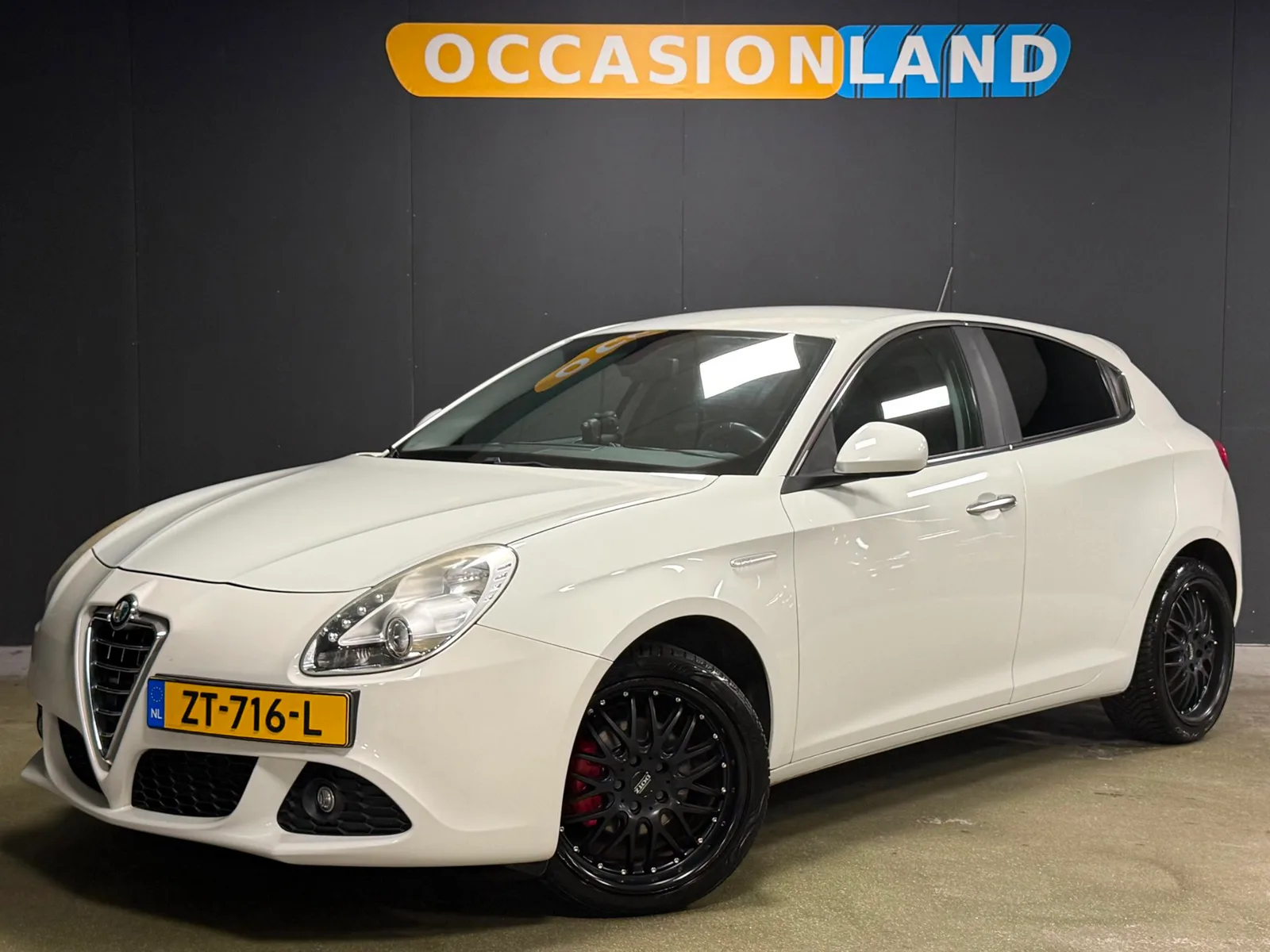 Alfa Romeo Giulietta (2013) — foto 1