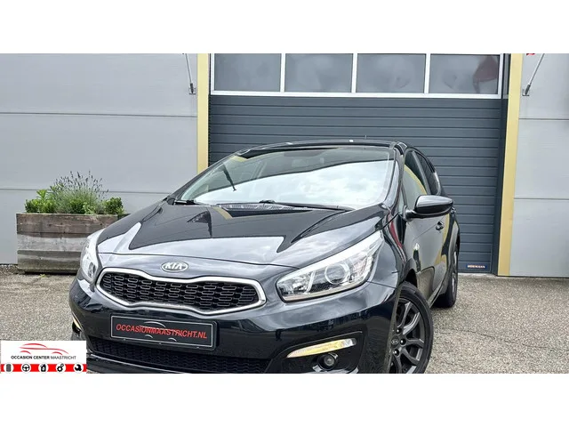 Kia Ceed (2017) — foto 1