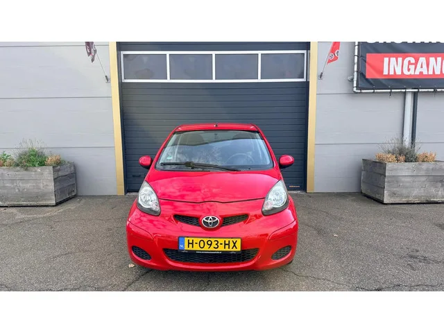Toyota Aygo (2009) — foto 1