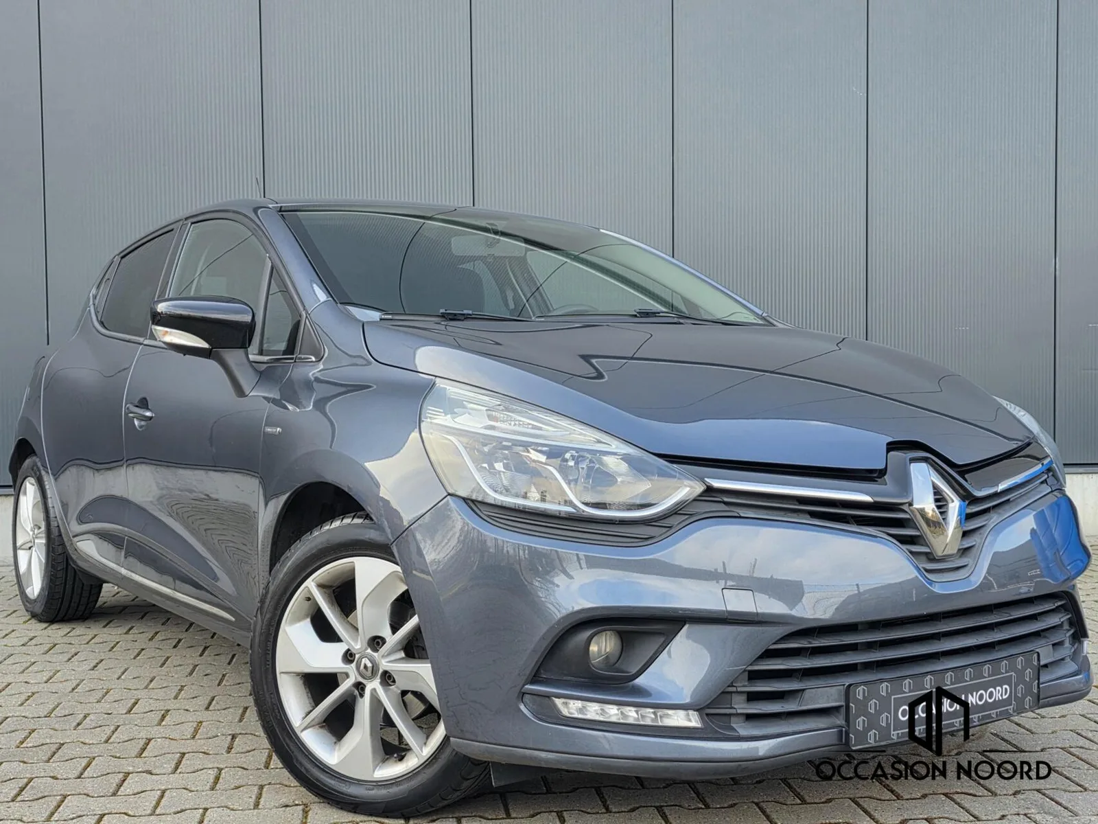 Renault Clio (2017) — foto 1