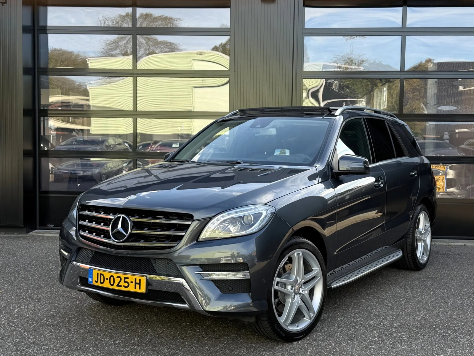 Mercedes-Benz M-Klasse (2015) — foto 1