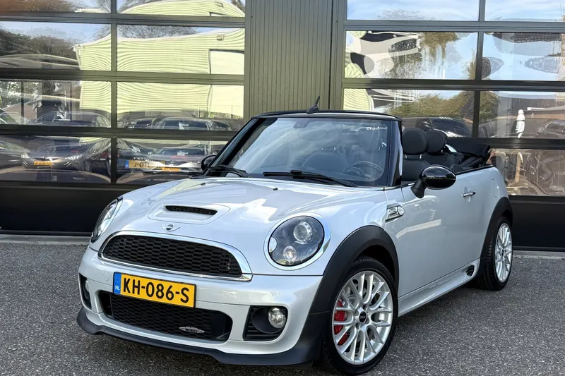 MINI Cabrio (2012)
