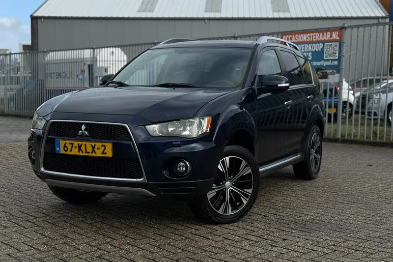 Mitsubishi Outlander (2010)