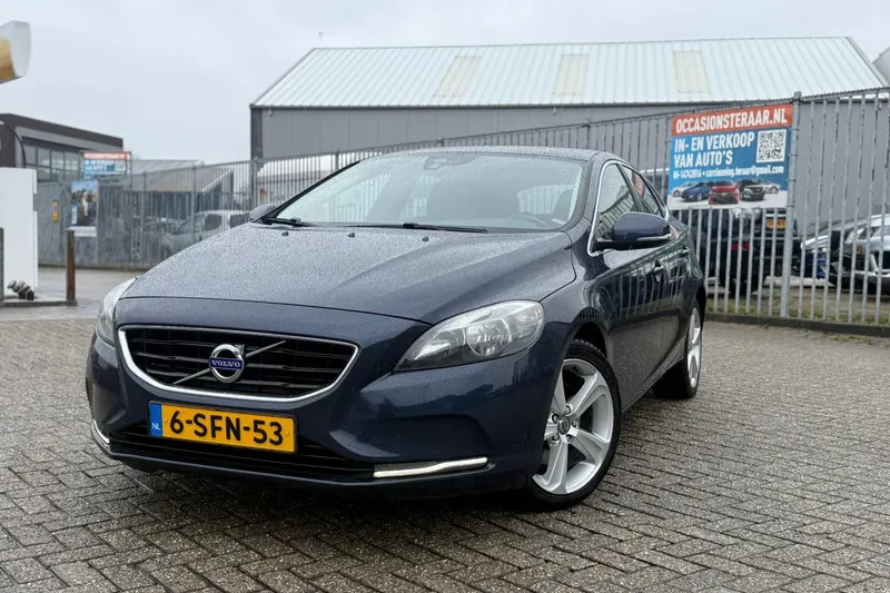 Volvo V40 (2013)