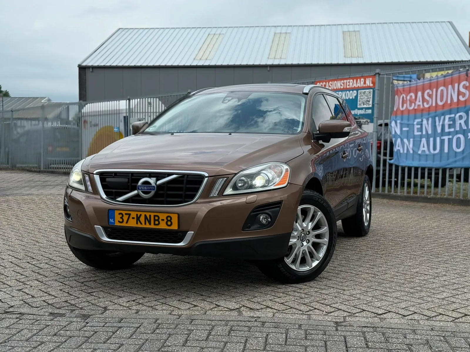 Volvo XC60 (2010) — foto 1
