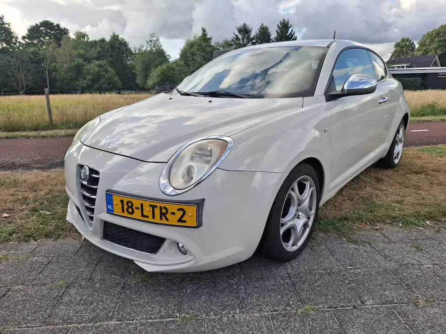 Alfa Romeo Mito (2010) — foto 1