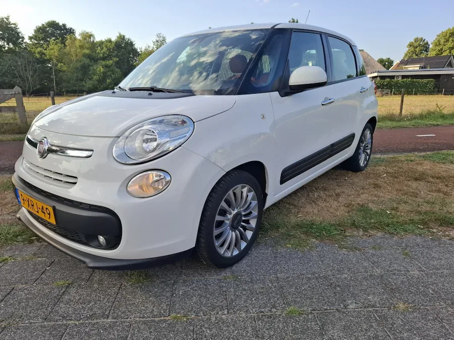 Fiat 500L (2013) — foto 1