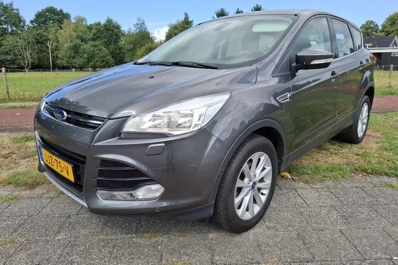 Ford Kuga (2014)