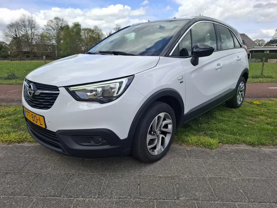 Opel Crossland (2018) — foto 1