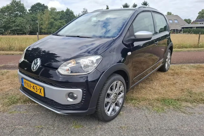 Volkswagen Up! (2013)