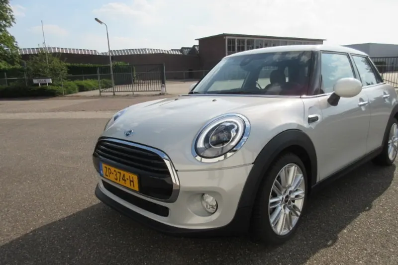 MINI Mini (2015)