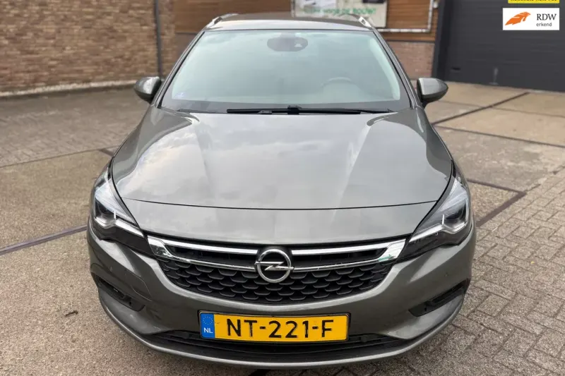 Opel Astra (2017)