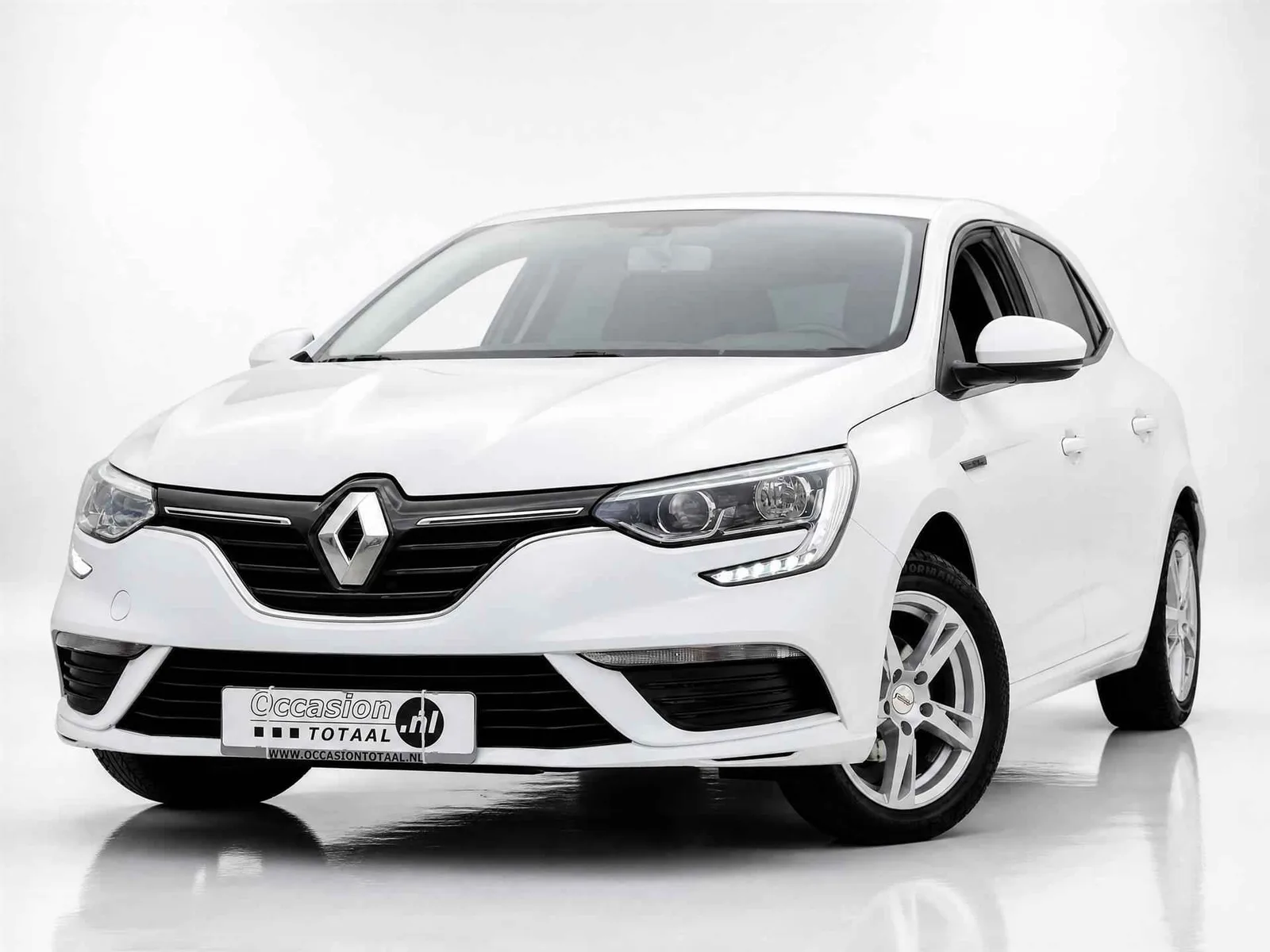 Renault Mégane (2017) — foto 1