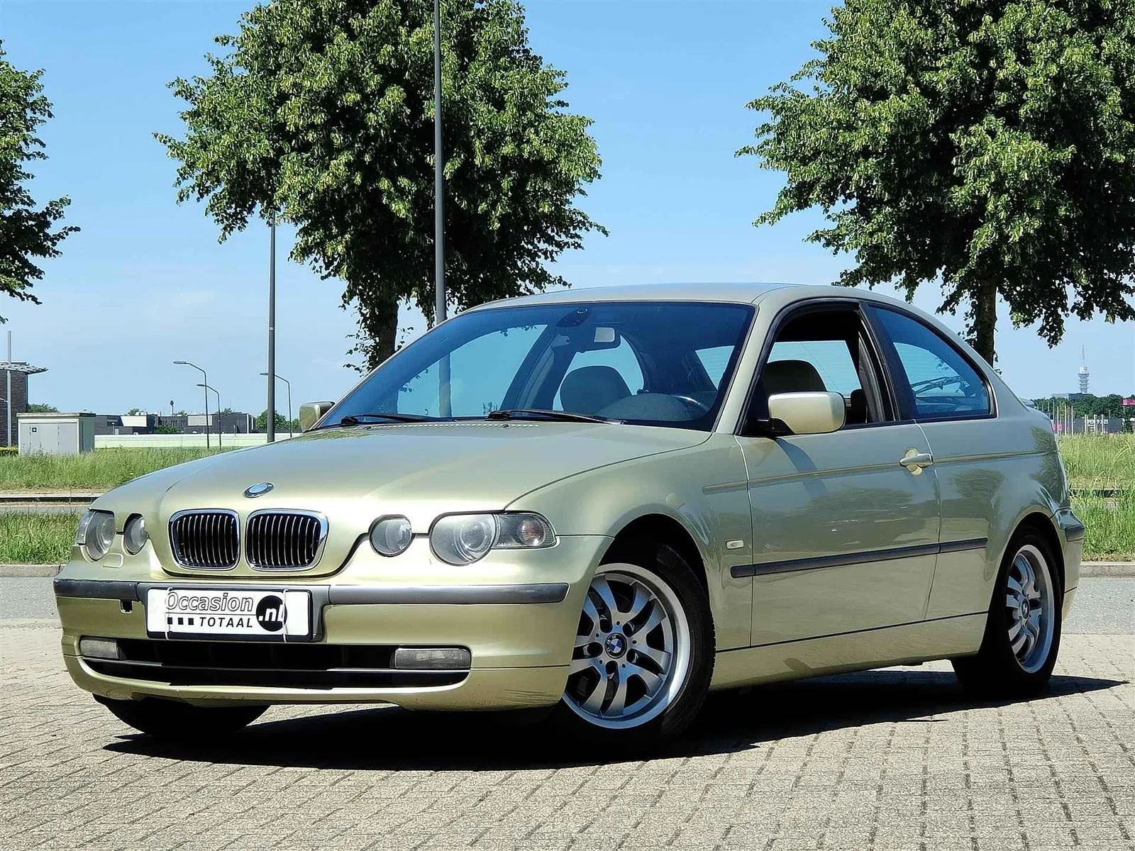 BMW 3-Serie (2002) — foto 1
