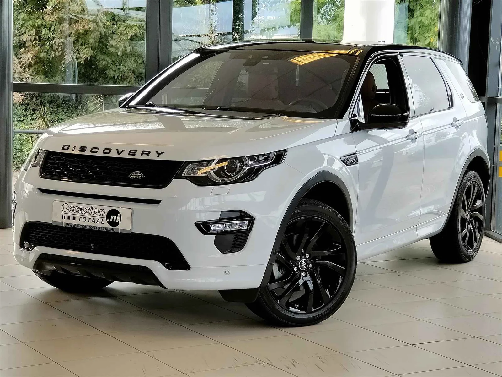 Land Rover Discovery Sport (2017) — foto 1
