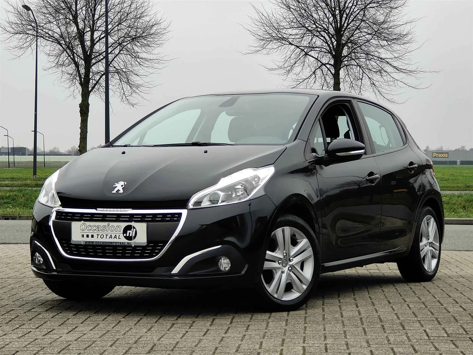 Peugeot 208 (2019) — foto 1