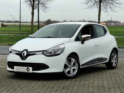 Renault Clio (2015) — foto 1