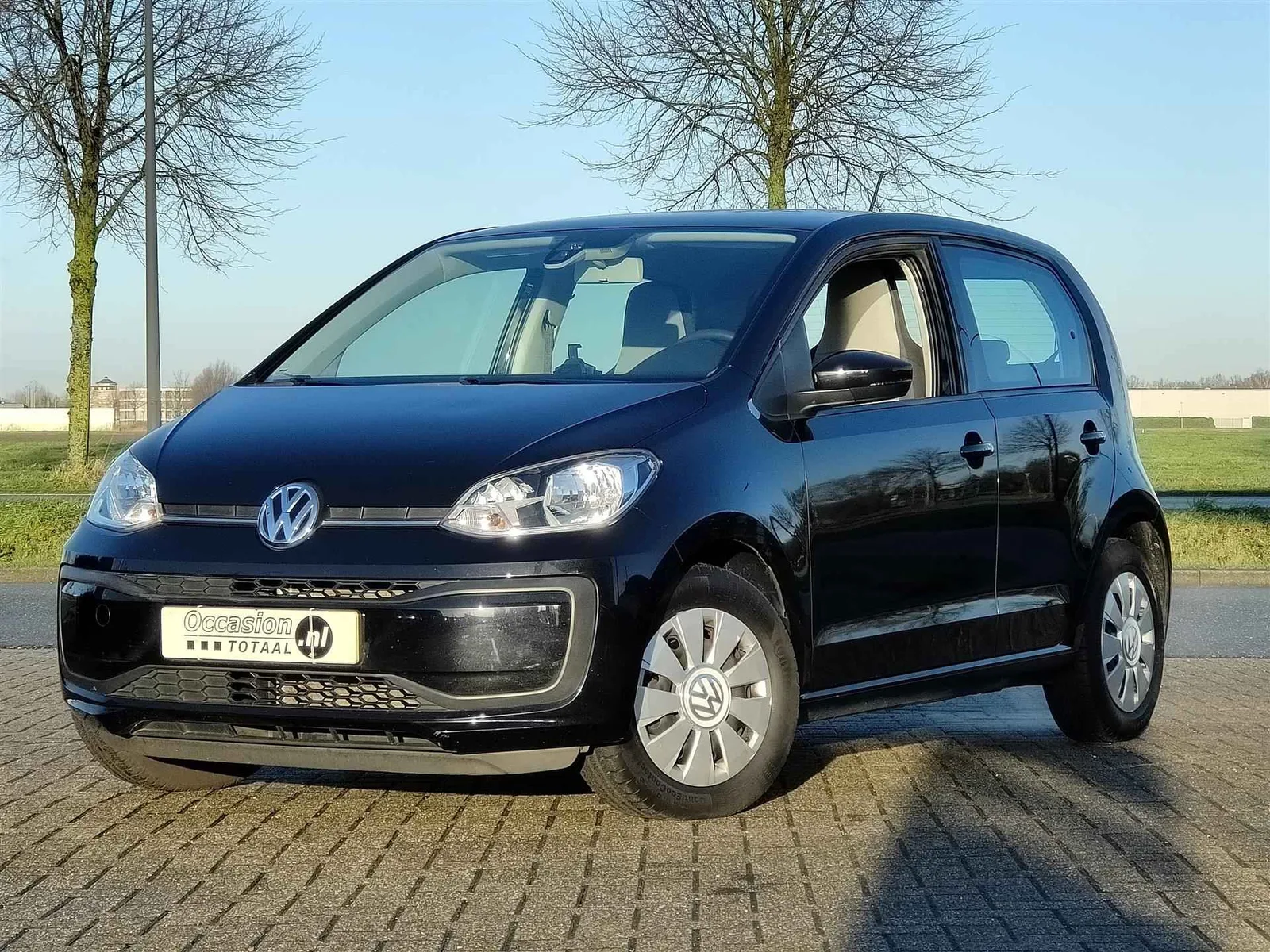 Volkswagen Up! (2019) — foto 1