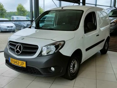 Mercedes-Benz Citan (2017) — foto 1