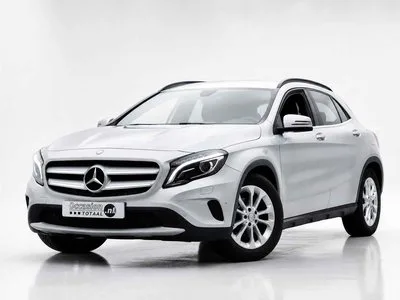 Mercedes-Benz GLA (2015) — foto 1