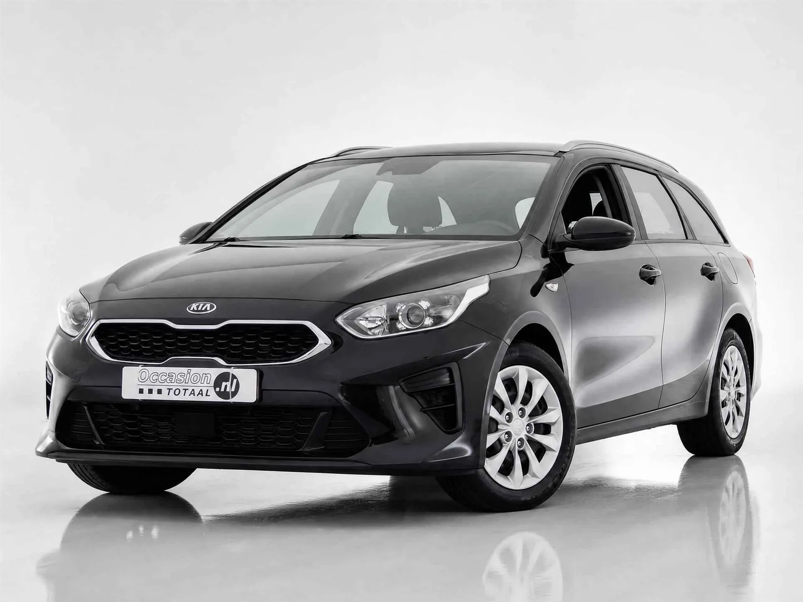 Kia Ceed (2021) — foto 1