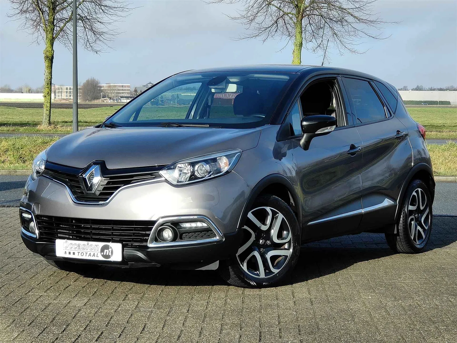 Renault Captur (2013) — foto 1