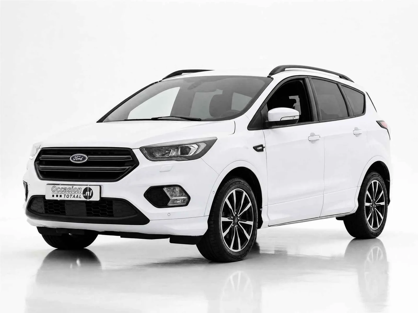 Ford Kuga (2017) — foto 1