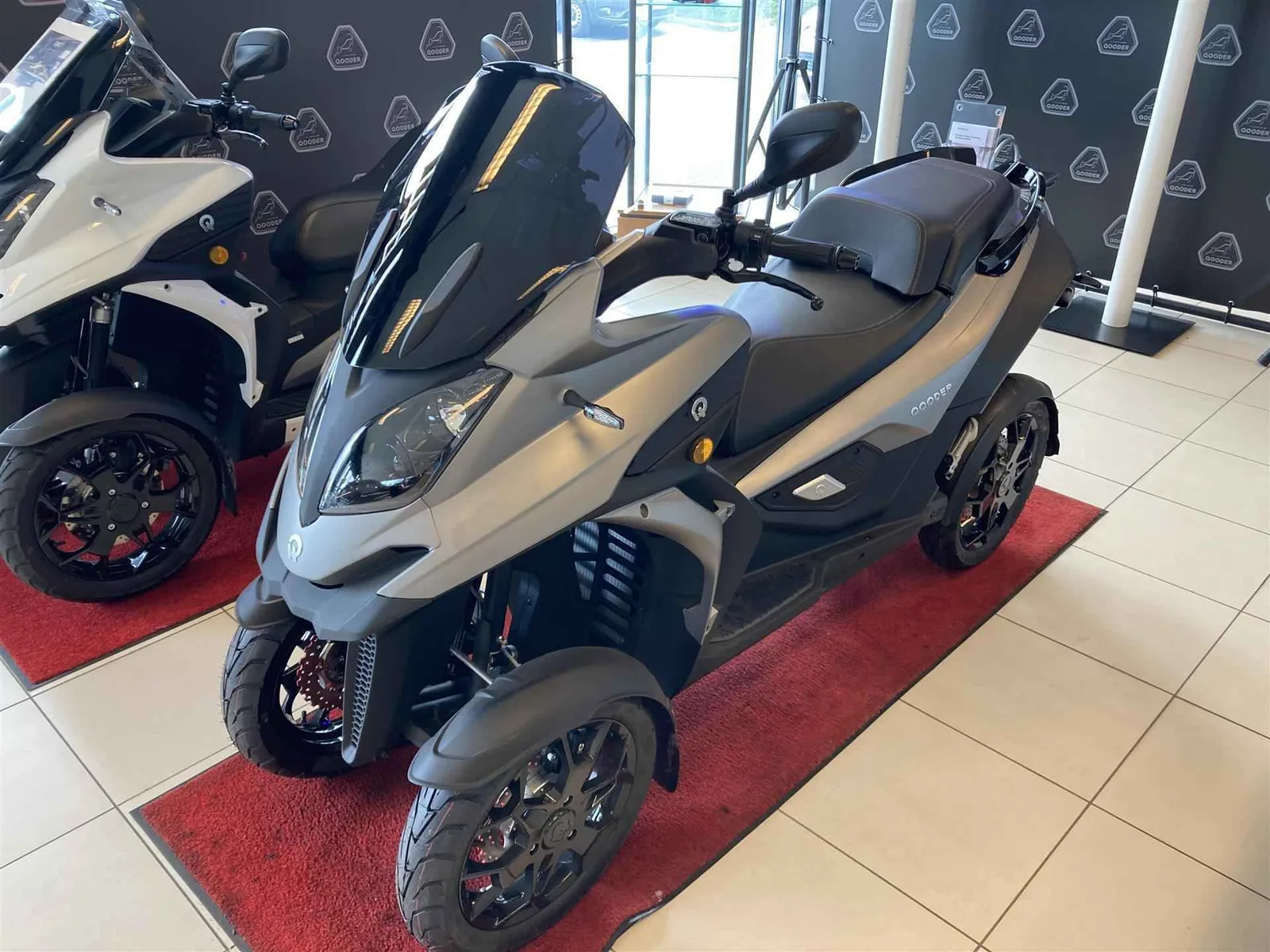 Qooder Qv4 (2023) — foto 1