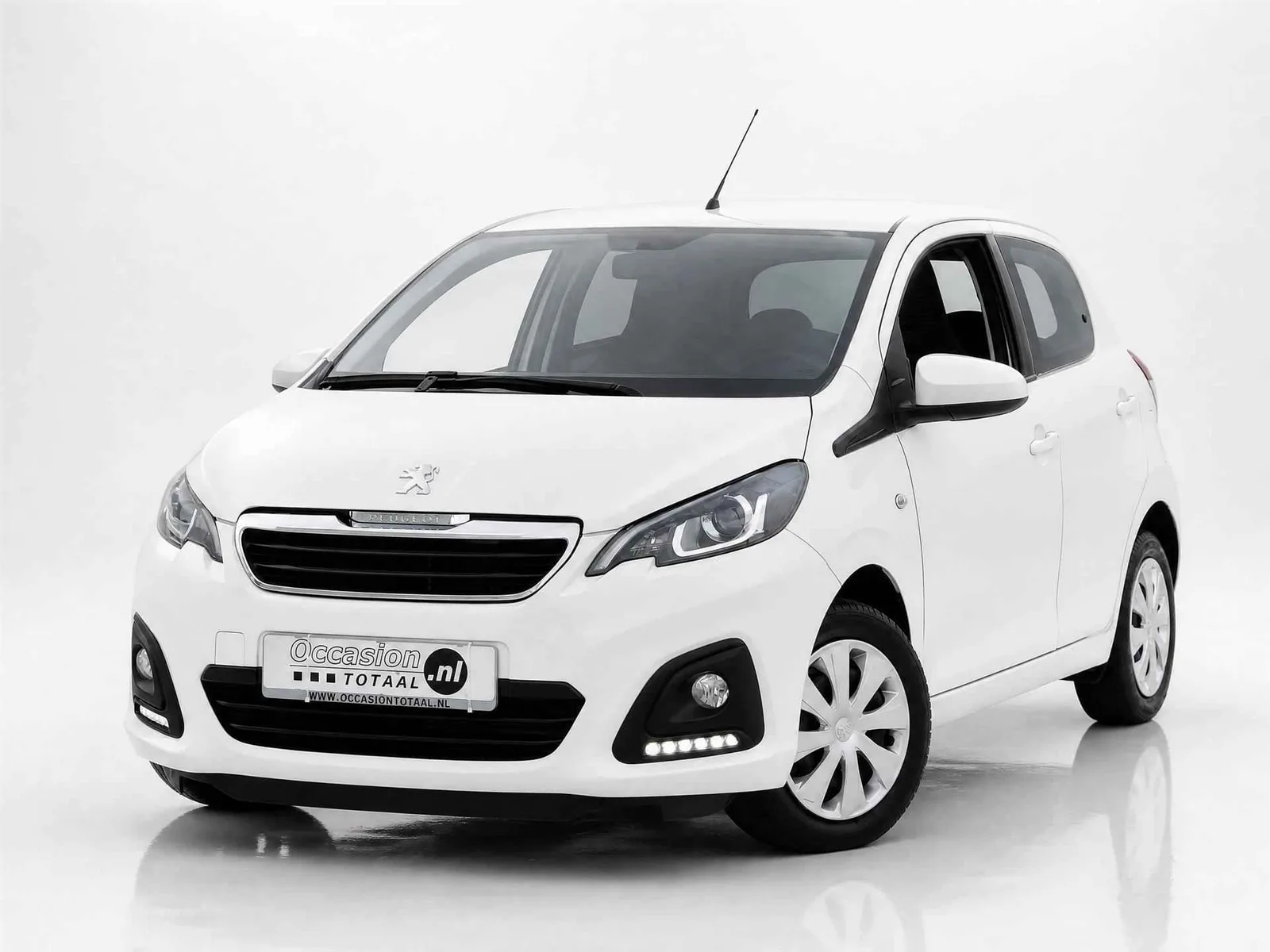 Peugeot 108 (2021) — foto 1