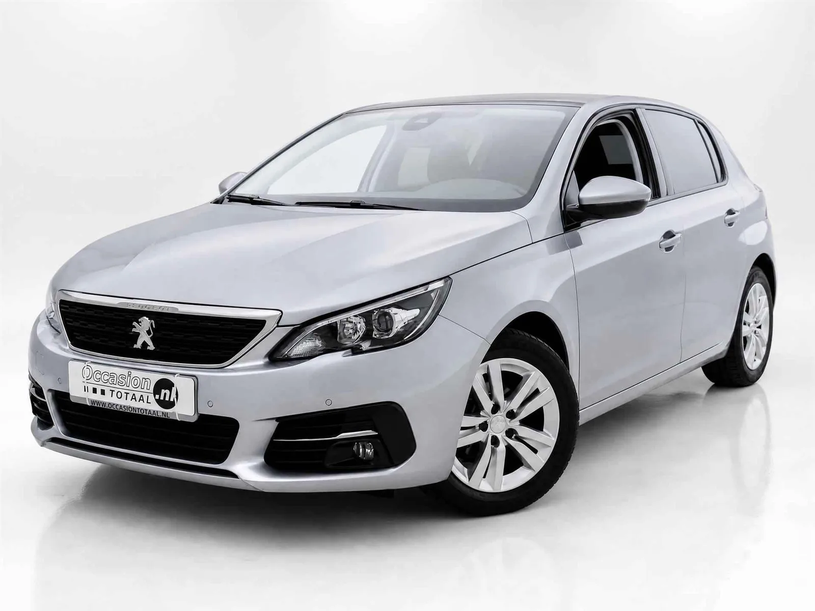 Peugeot 308 (2018) — foto 1