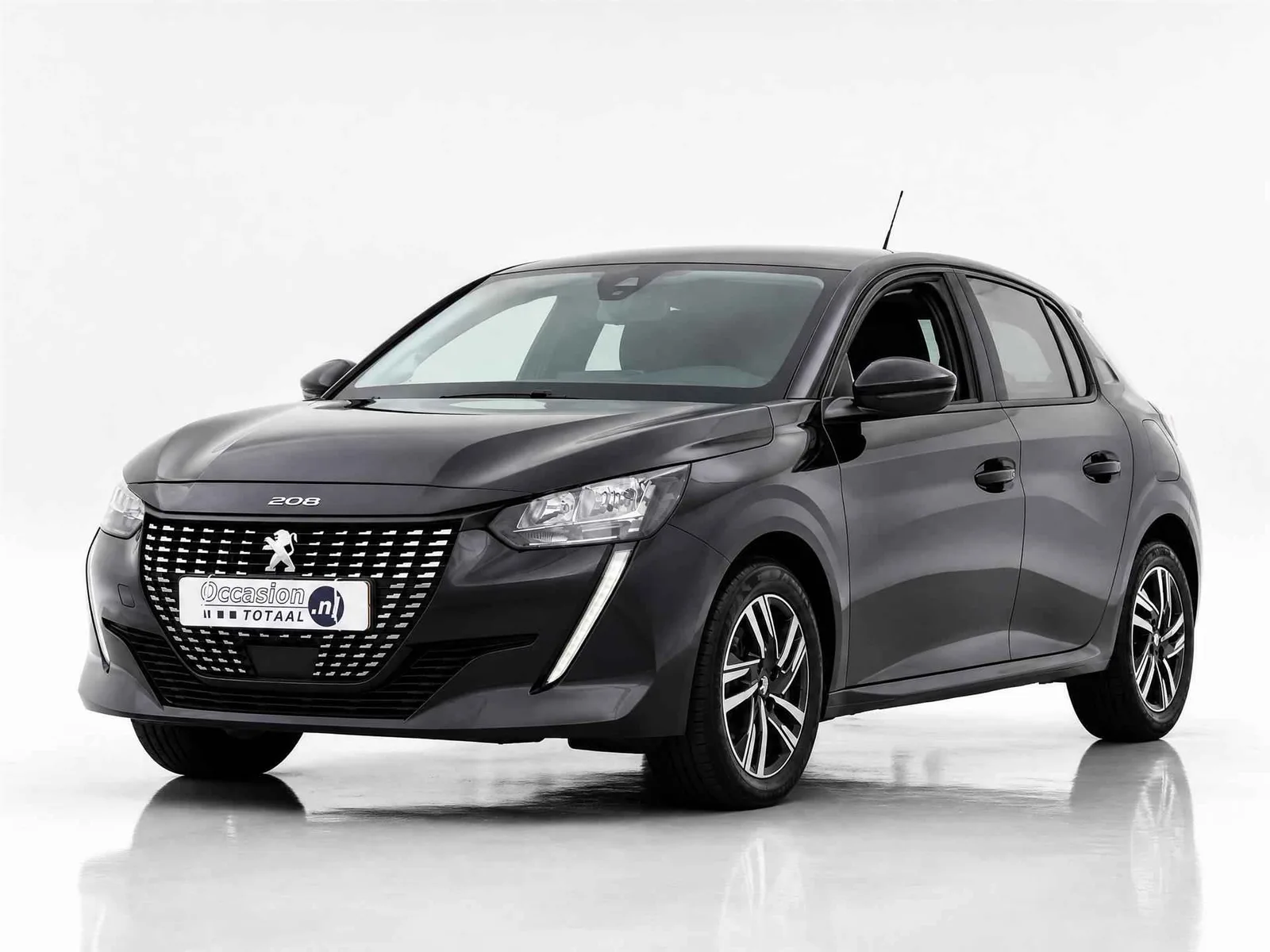 Peugeot 208 (2023) — foto 1