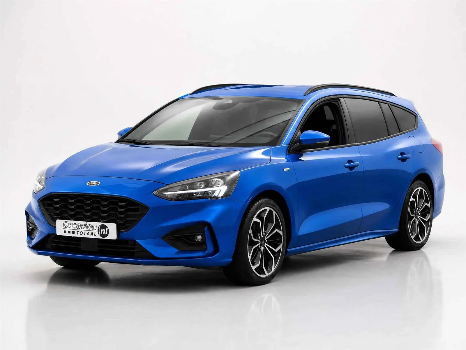 Ford Focus (2021) — foto 1