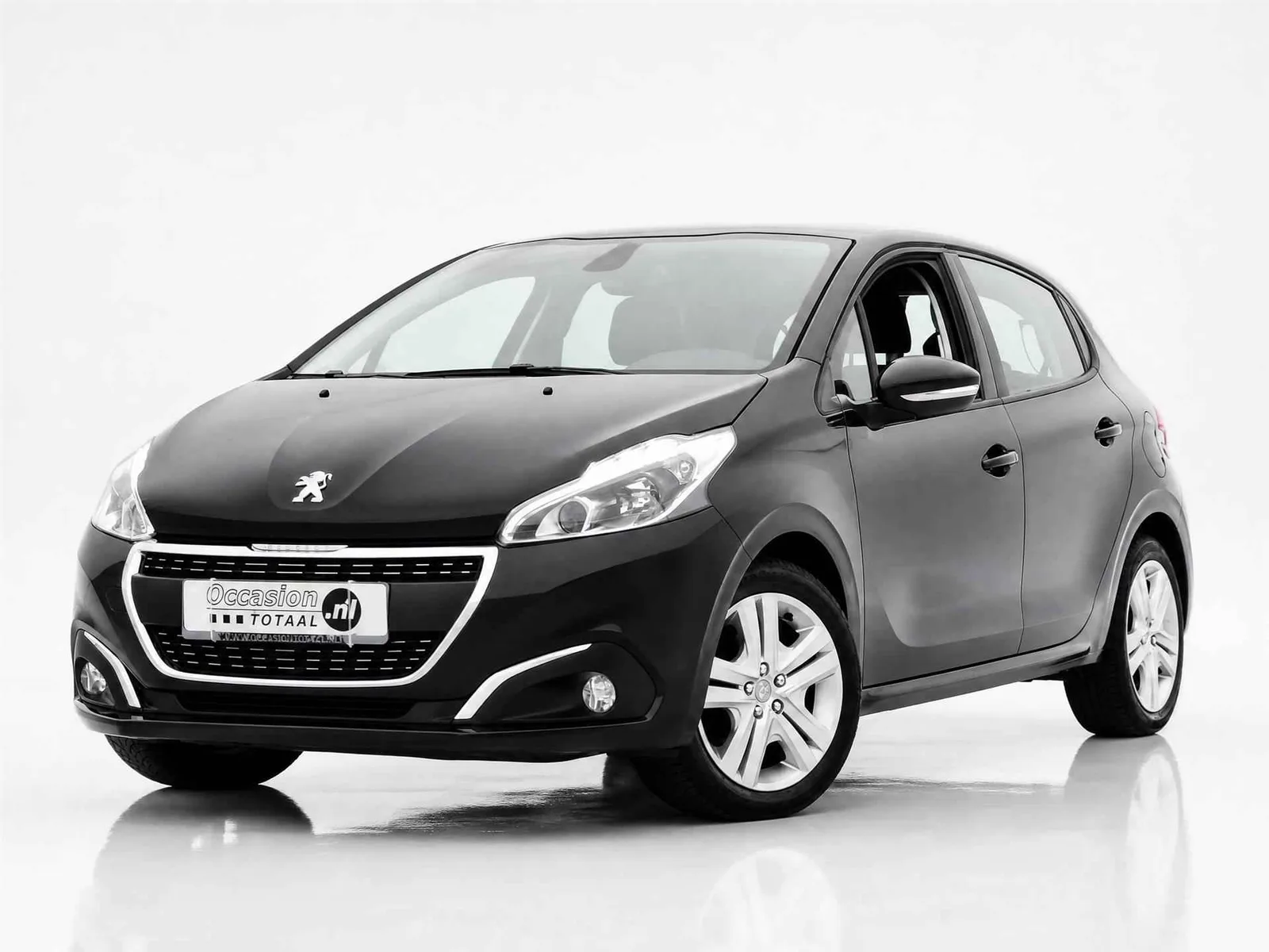 Peugeot 208 (2019) — foto 1