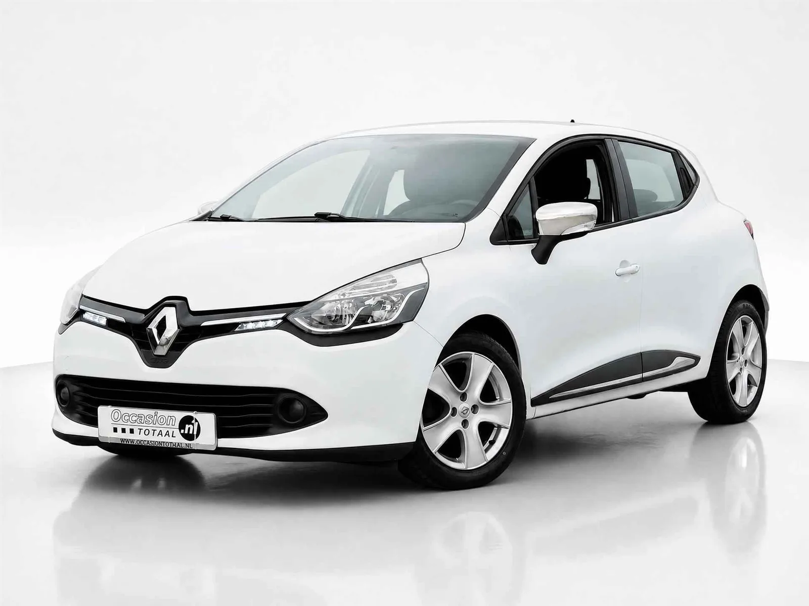 Renault Clio (2015) — foto 1