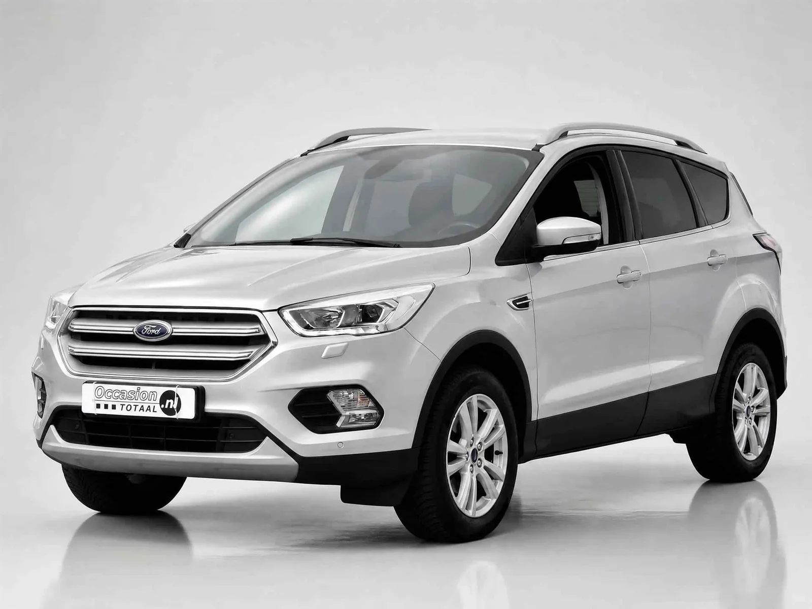 Ford Kuga (2020) — foto 1