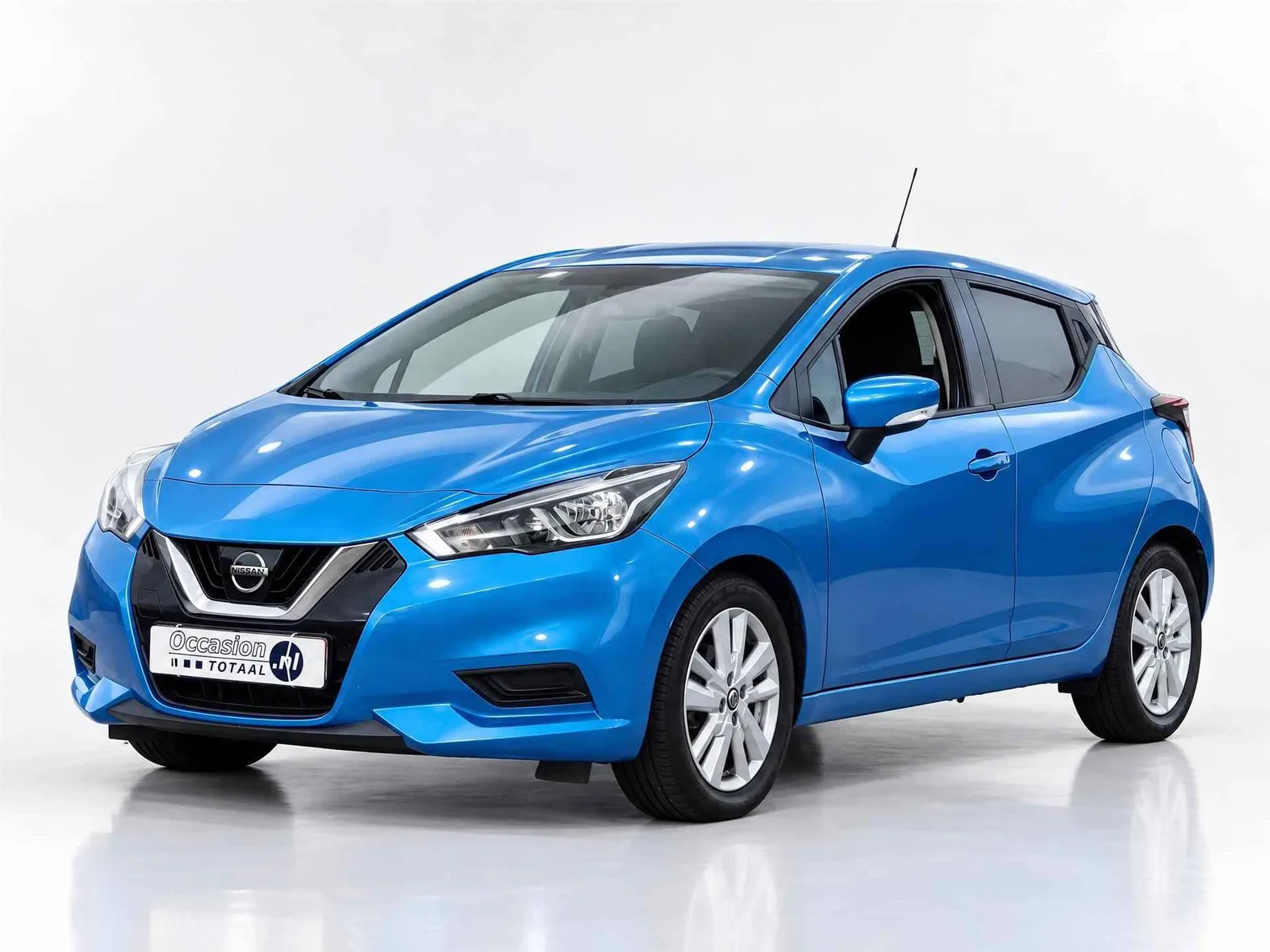Nissan Micra (2020) — foto 1