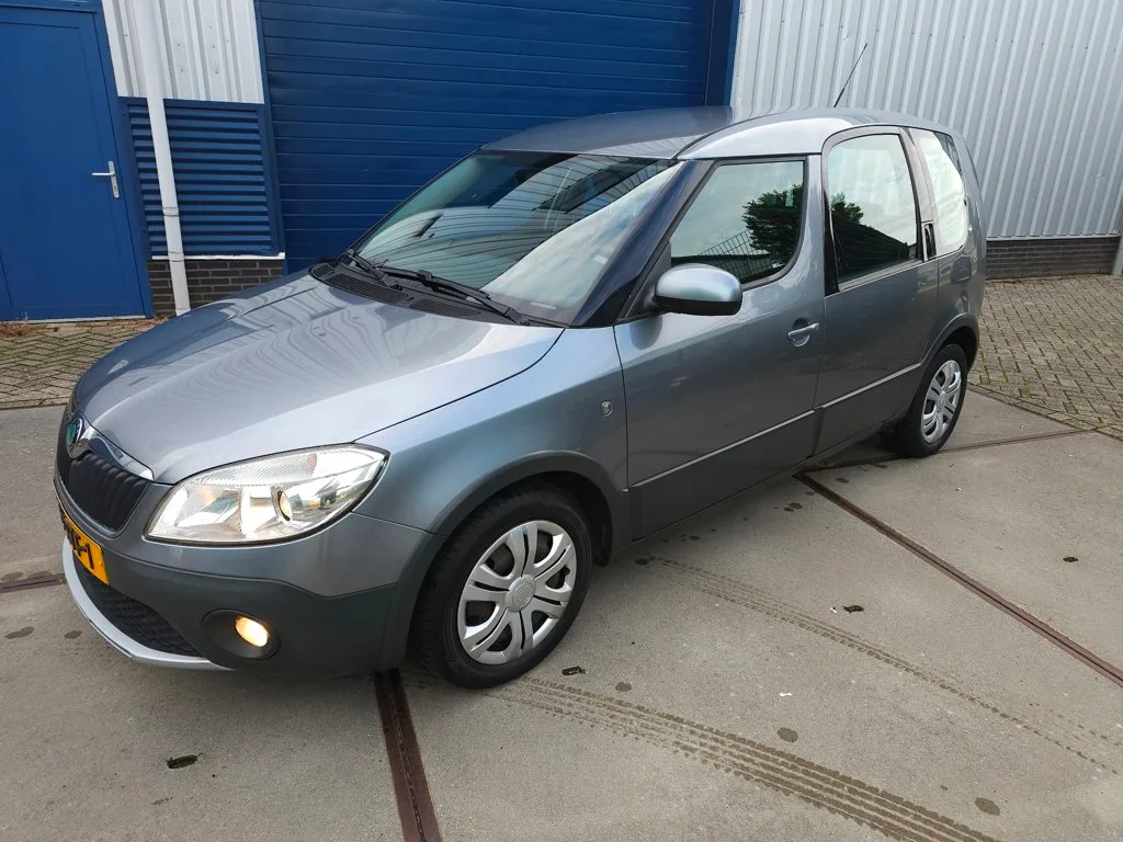 Škoda Roomster (2011) — foto 1