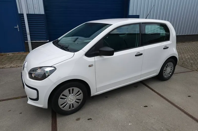 Volkswagen Up! (2013)